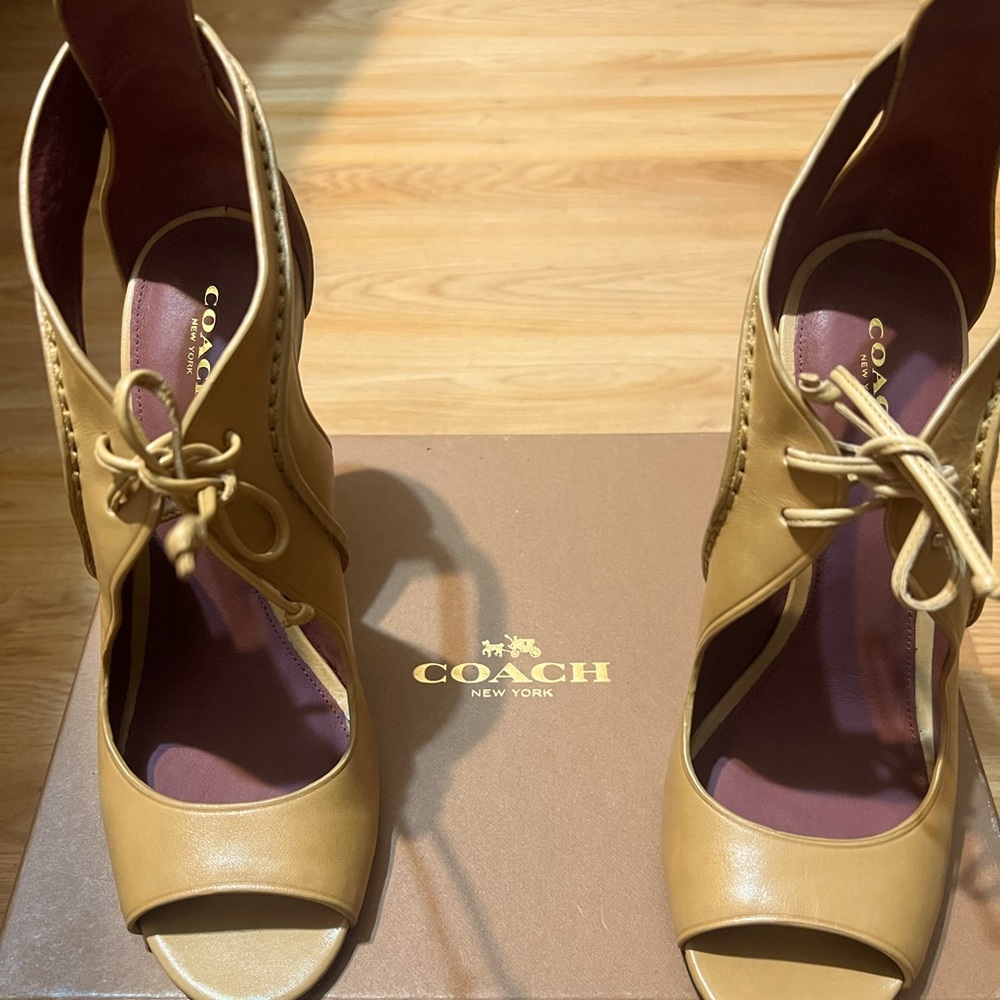 Coach sandals